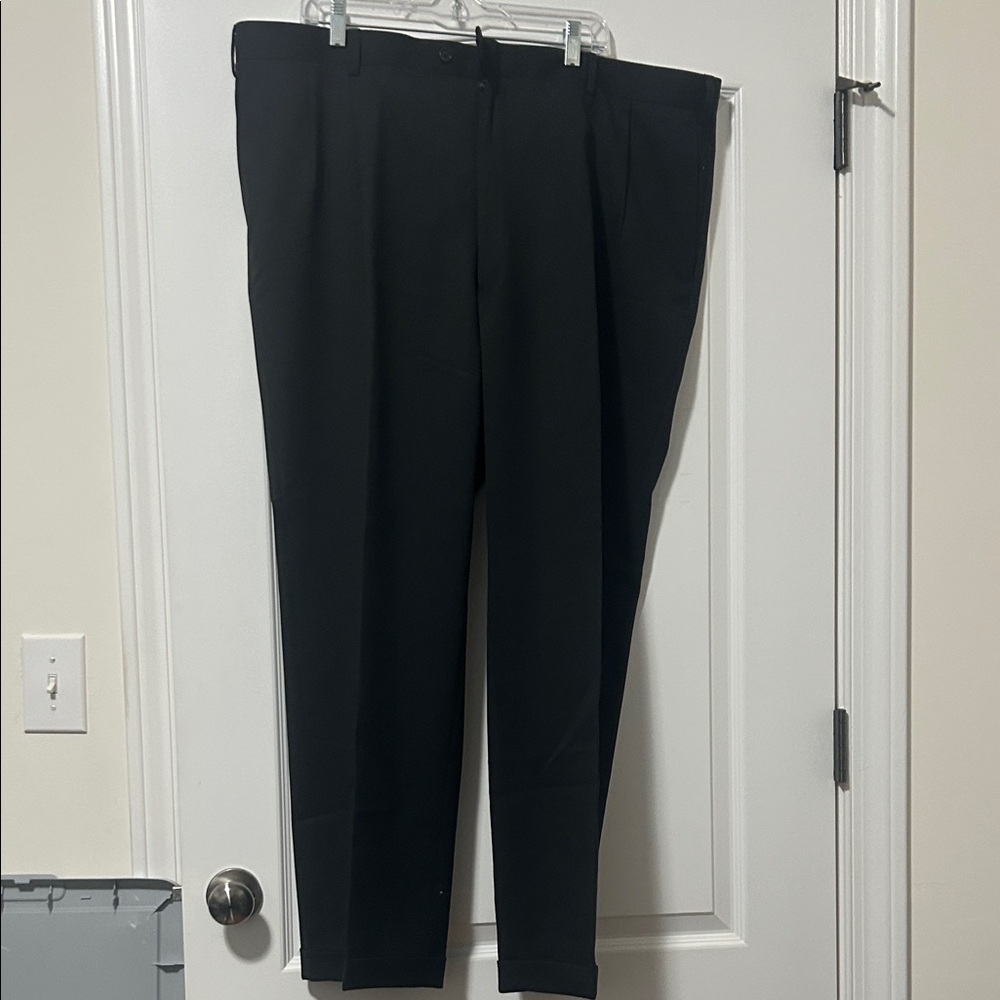 Men’s black dress pants